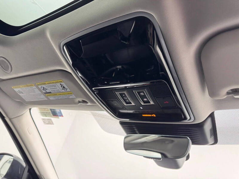 2024 Land Rover Range Rover Velar P250 S