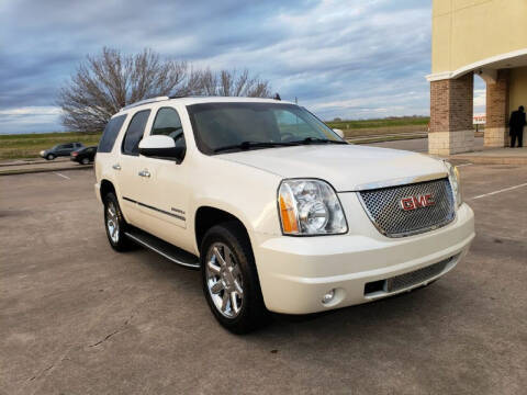 2013 GMC Yukon for sale at West Oak L&M in Houston TX