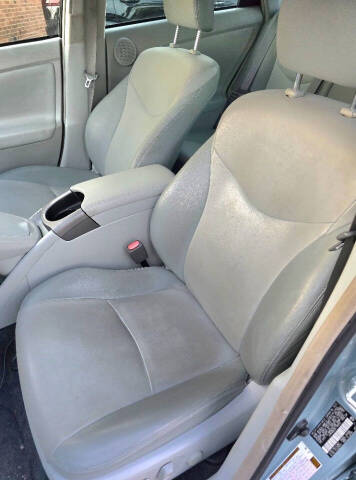 2014 Toyota Prius Four