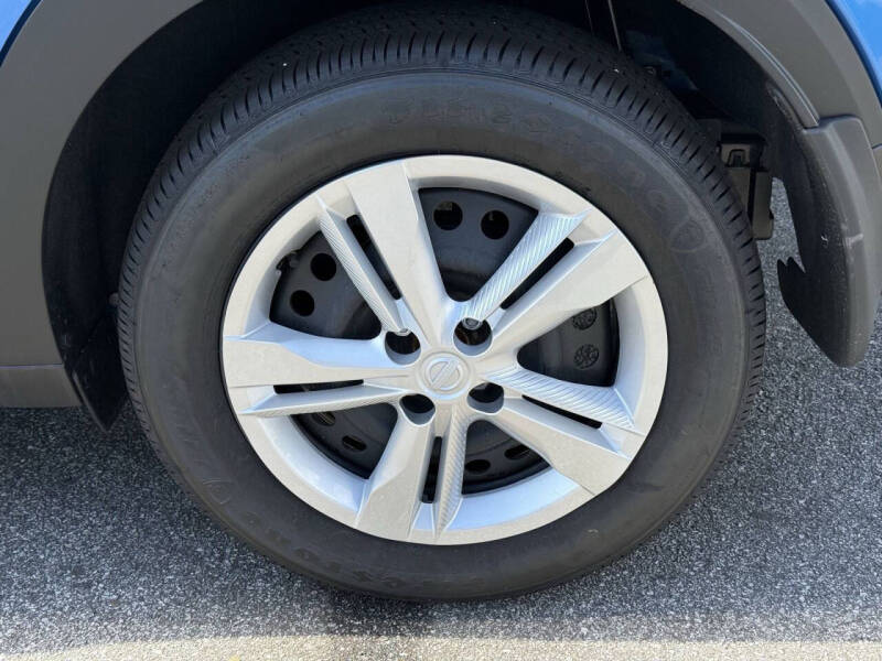 2025 Nissan Kicks Play S