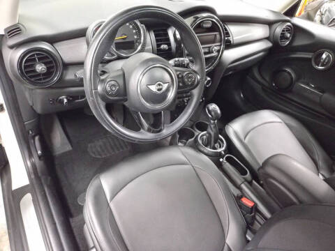 2016 MINI Hardtop 2 Door Cooper