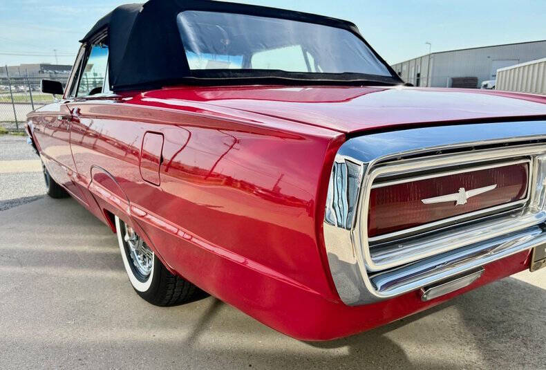 1964 Ford Thunderbird