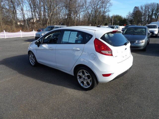2012 Ford Fiesta SES