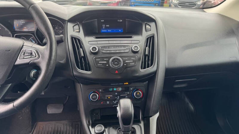2017 Ford Focus SE