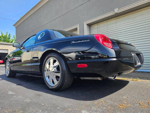 2002 Ford Thunderbird Deluxe