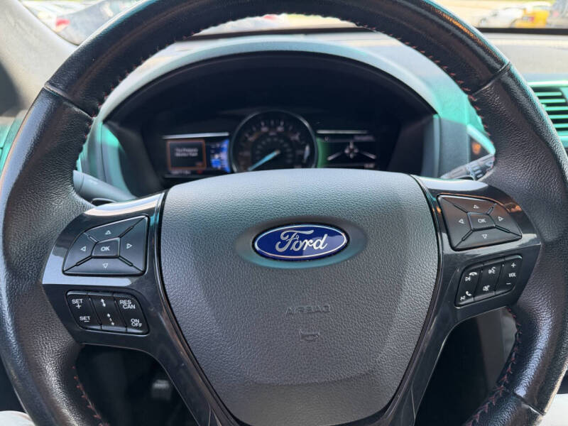 2016 Ford Explorer Sport