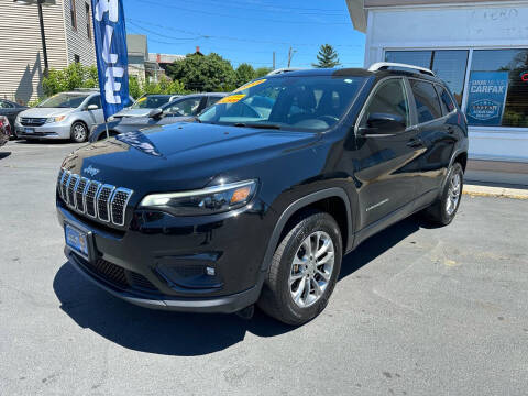 2019 Jeep Cherokee for sale at ADAM AUTO AGENCY in Rensselaer NY