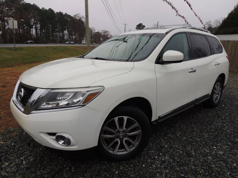 2013 Nissan Pathfinder for sale at Cars Plus in Fruitland MD