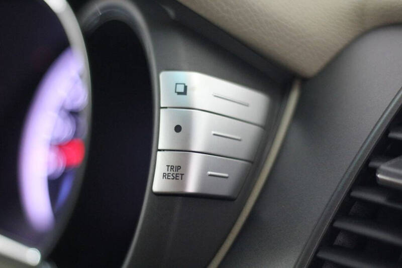 2012 Nissan Murano LE
