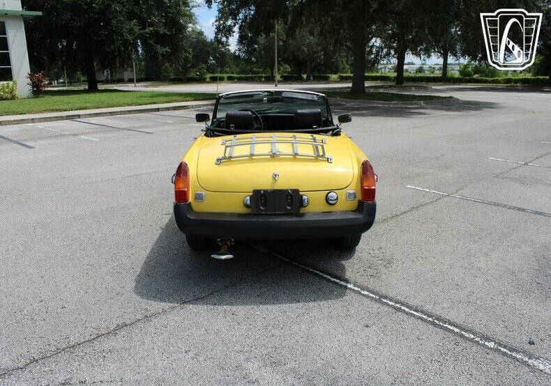 1975 MG B