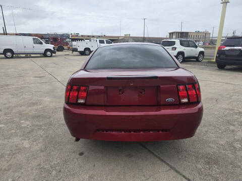 2003 Ford Mustang