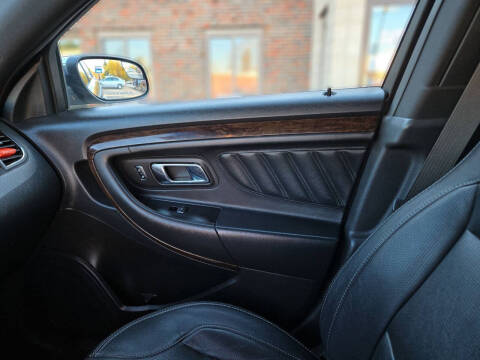 2014 Ford Taurus Limited