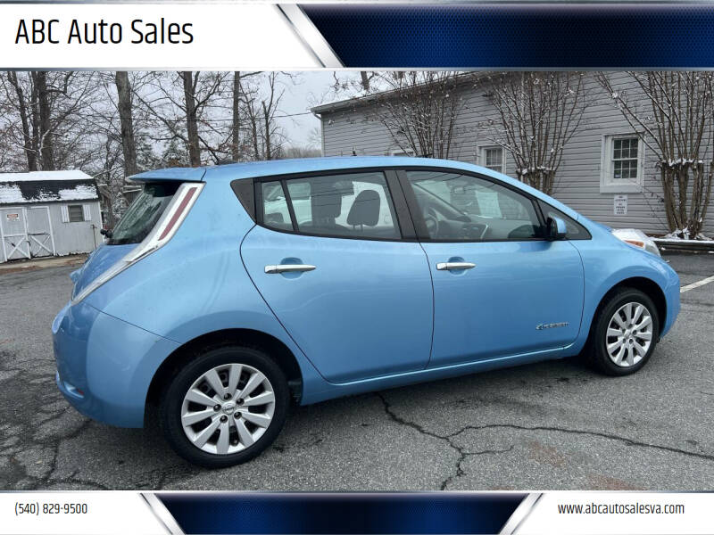 2015 Nissan LEAF S
