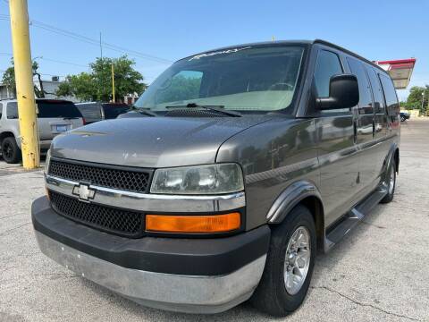 2005 Chevrolet Express for sale at Friendly Auto Sales in Pasadena TX