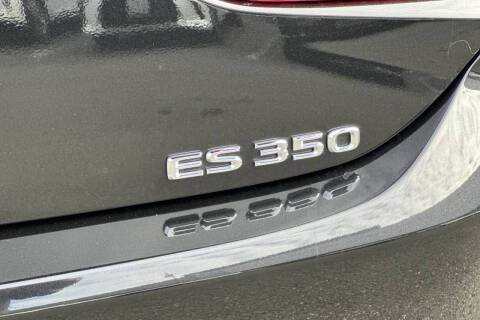 2025 Lexus ES 350