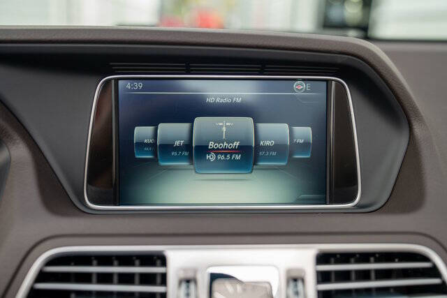 2016 Mercedes-Benz E-Class 21