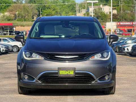 2018 Chrysler Pacifica Hybrid Touring Plus