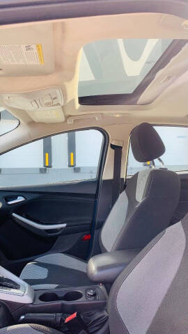 2012 Ford Focus SE