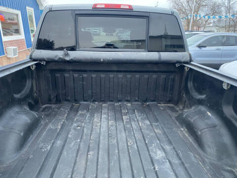 2010 Nissan Titan SE