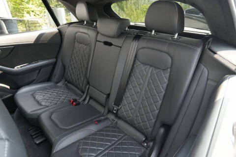 2022 Audi SQ8 4.0T quattro Prestige