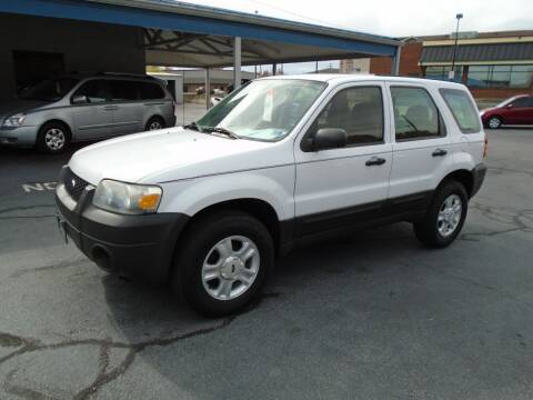 2006 Ford Escape for sale at PIEDMONT CUSTOM CONVERSIONS USED CARS in Danville VA