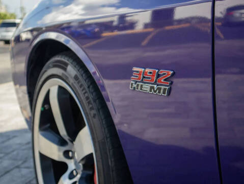 2014 Dodge Challenger SRT8