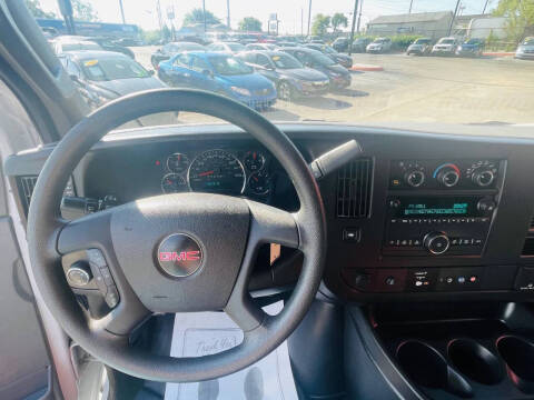 2022 Chevrolet Express 2500