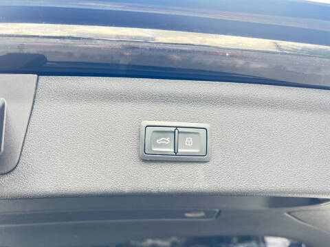 2016 Audi Q3 2.0T quattro Premium Plus