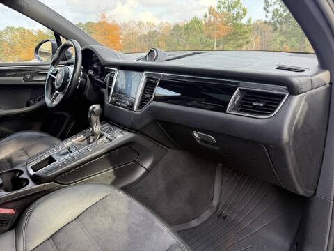 2017 Porsche Macan GTS