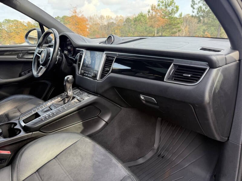 2017 Porsche Macan GTS