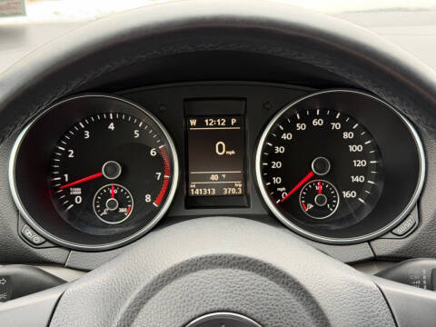 2013 Volkswagen Golf 2.5L PZEV