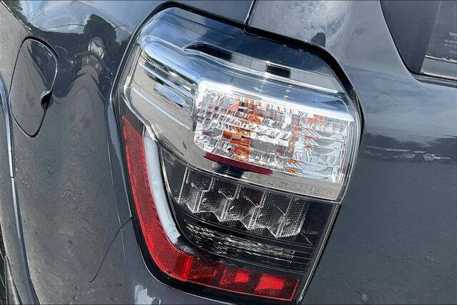 2024 Toyota 4Runner TRD Off-Road