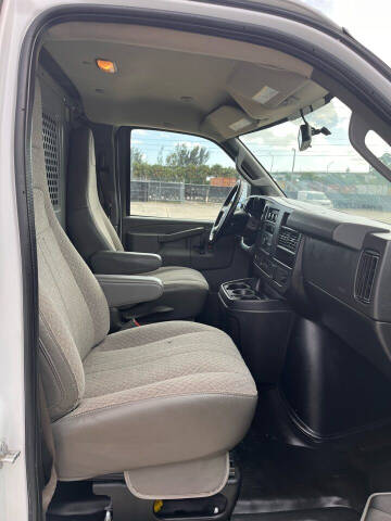 2019 Chevrolet Express 2500