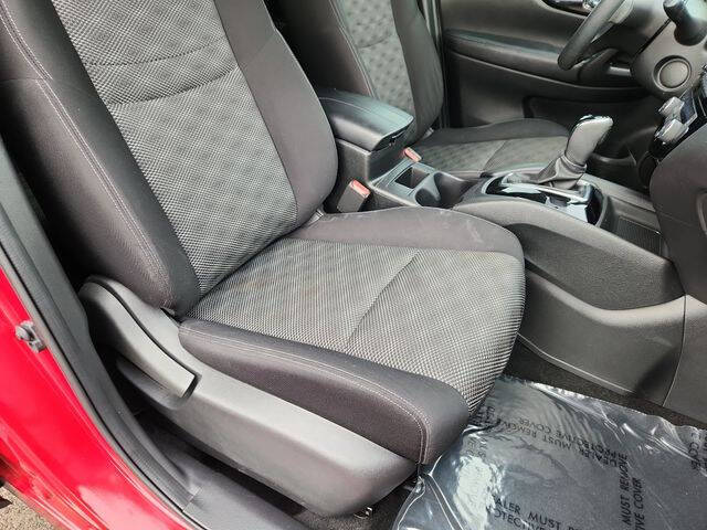 2017 Nissan Rogue Sport SV