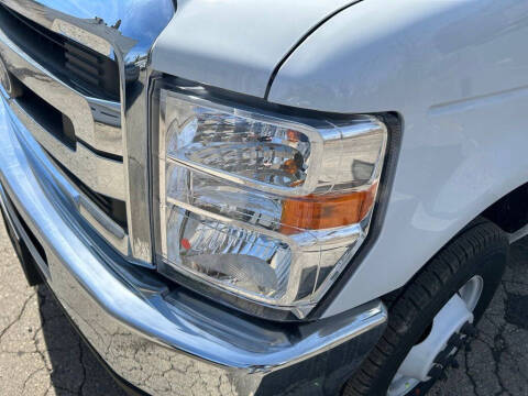 2027 Ford E-Series