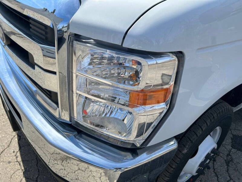 2027 Ford E-Series
