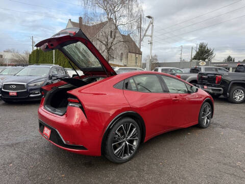 2024 Toyota Prius XLE