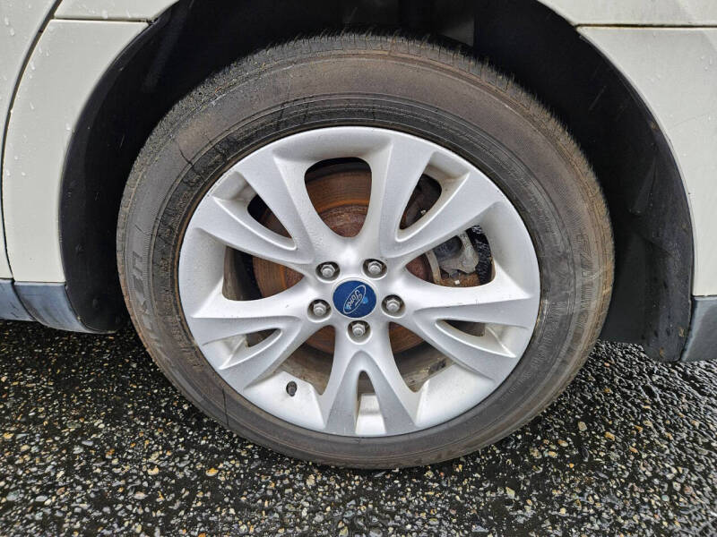 2012 Ford Taurus SEL