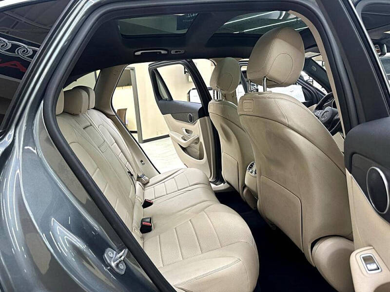 2018 Mercedes-Benz GLC GLC 300