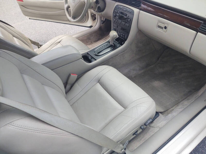 2001 Cadillac Eldorado ESC