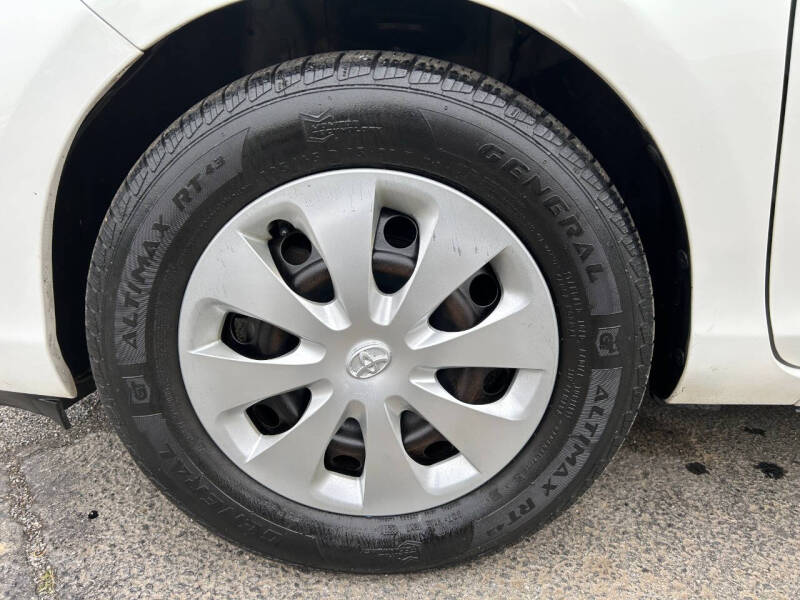 2012 Toyota Prius c Three