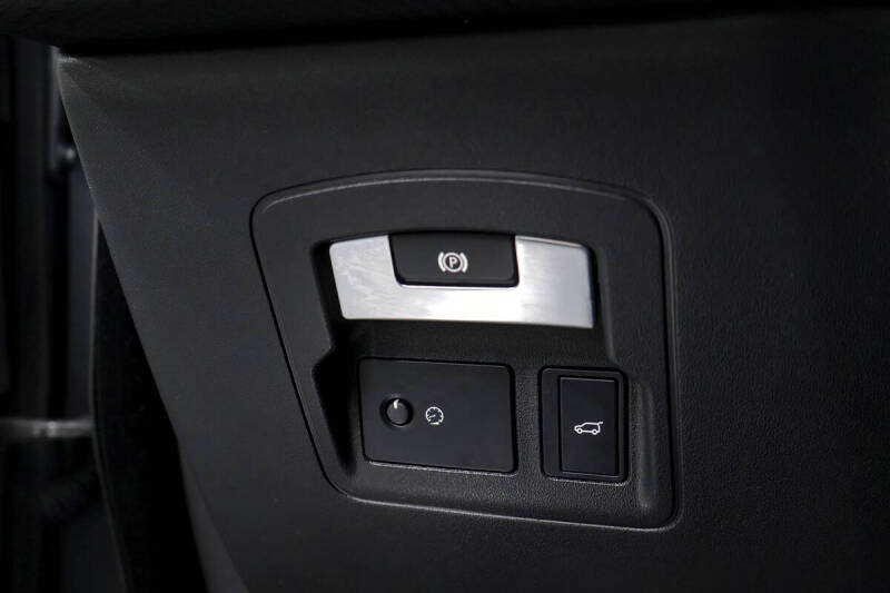 2020 Land Rover Range Rover Velar P340 R-Dynamic S