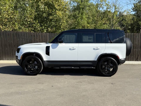 2026 Land Rover Defender 110 P300 S