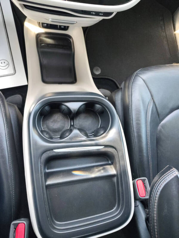 2017 Chrysler Pacifica