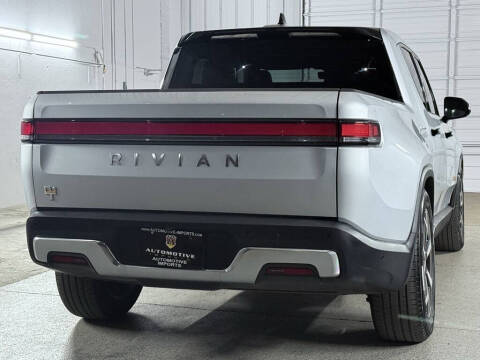 2022 Rivian R1T Adventure