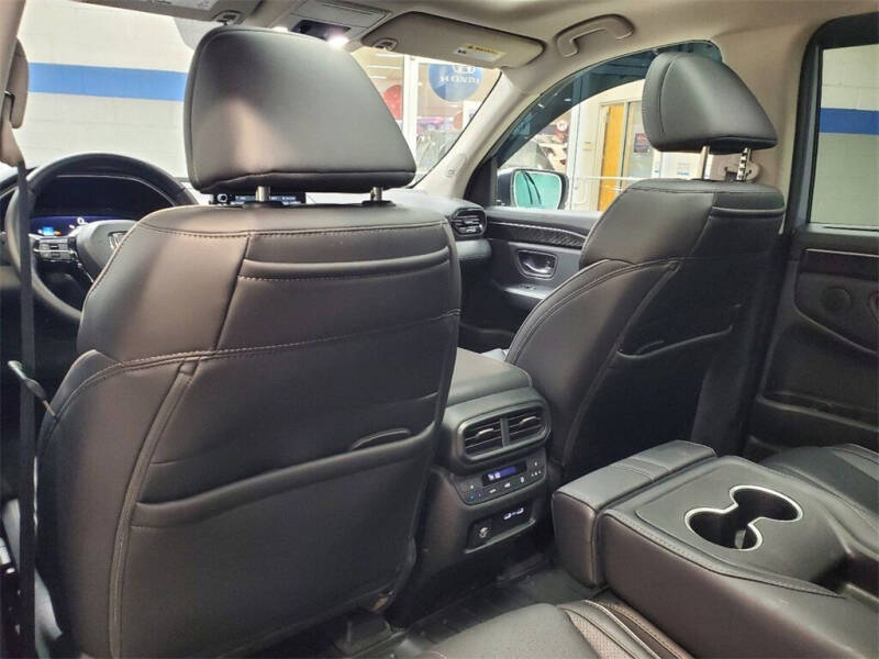 2023 Honda Pilot Elite