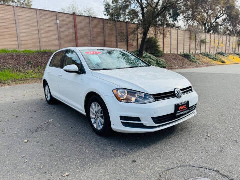 2017 Volkswagen Golf TSI S