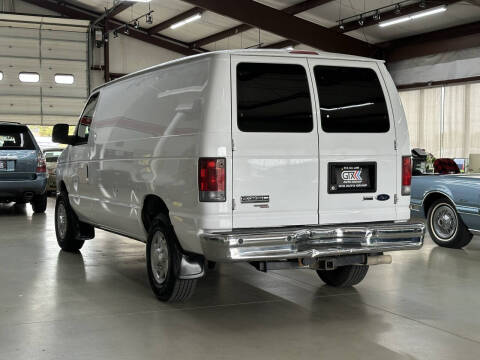 2013 Ford E-Series E-350 SD