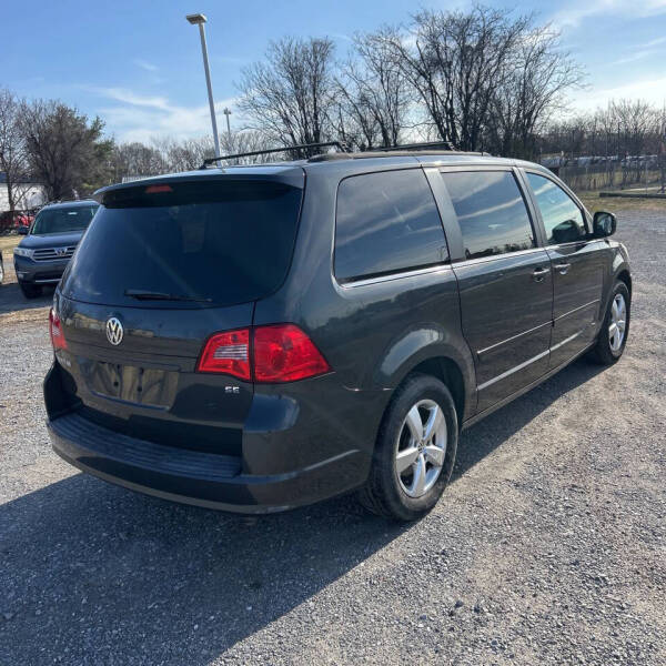 2011 Volkswagen Routan