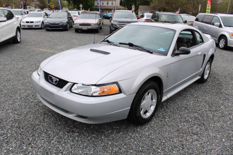 2000 Ford Mustang